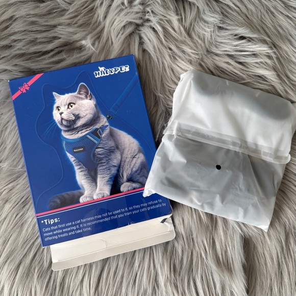 Halypet Cat Harness and Leash Set [ MAX Safety 3rd Gen ] - Picture 9 of 11